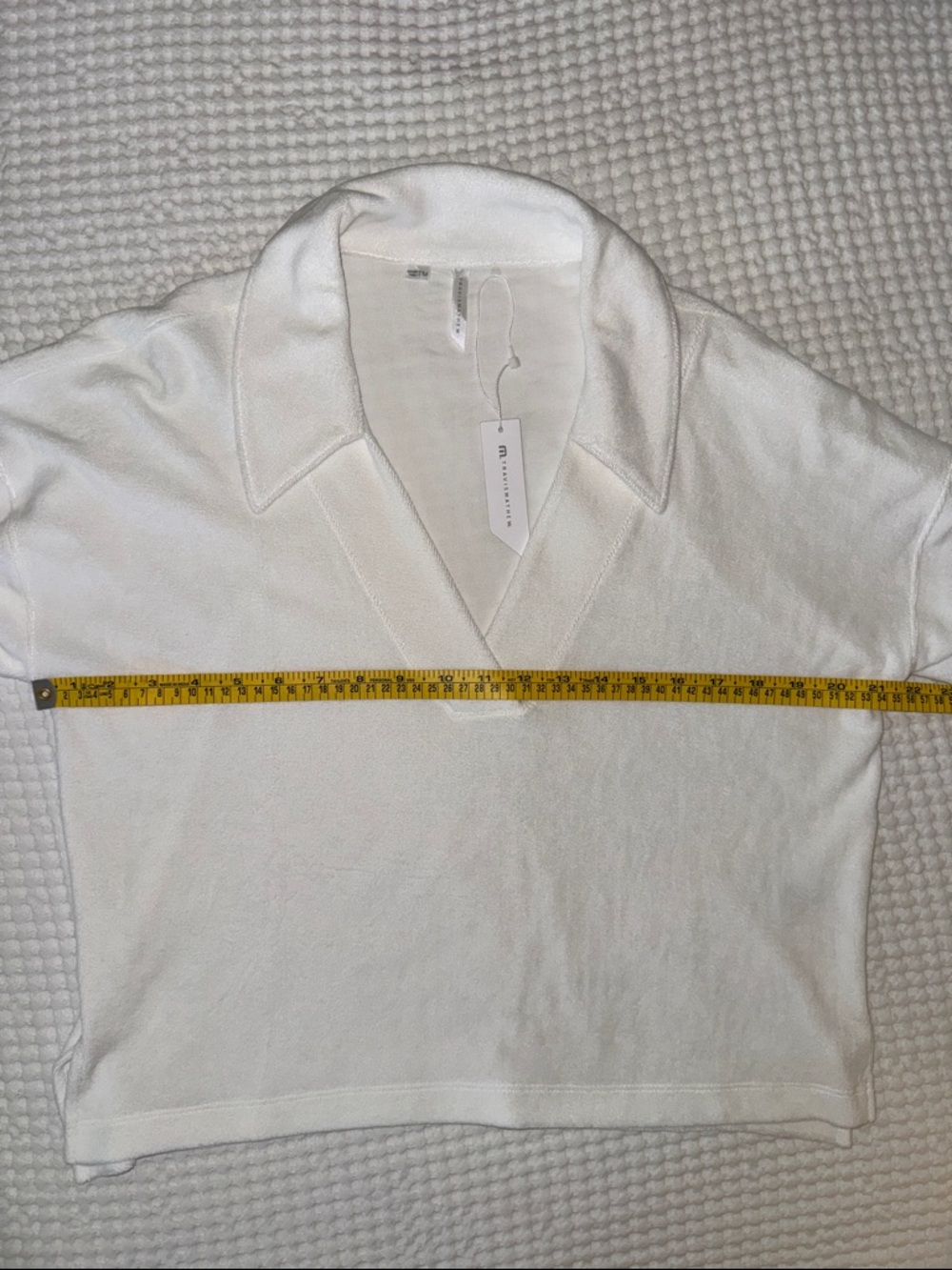 Travis Mathew White V-Neck Collar Pullover Sweater Woman’s Medium - Picture 4 of 9